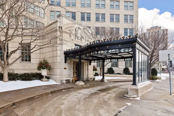 510 Groveland AVE #522, Minneapolis, MN 55403