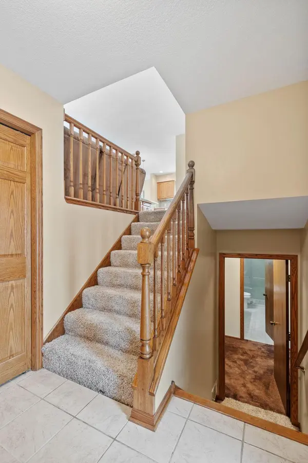 14160 Heritage CT, Apple Valley, MN 55124