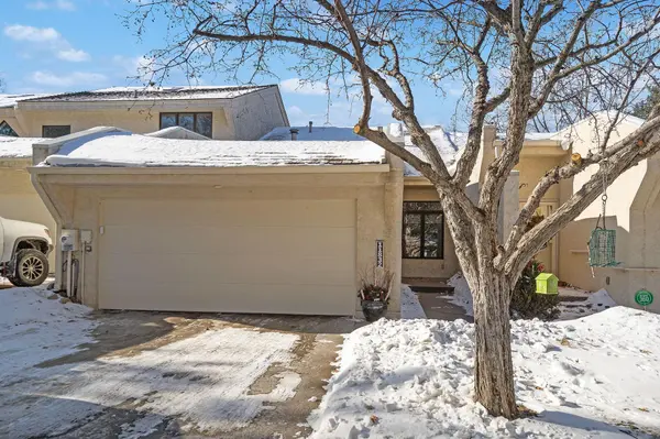 11832 Bren RD, Hopkins, MN 55343