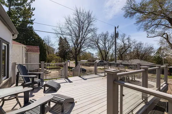 1832 York AVE N, Golden Valley, MN 55422