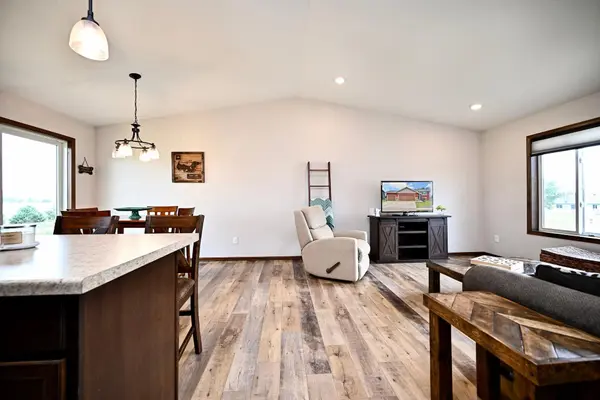 1025 Majestic ST, Wabasha, MN 55981