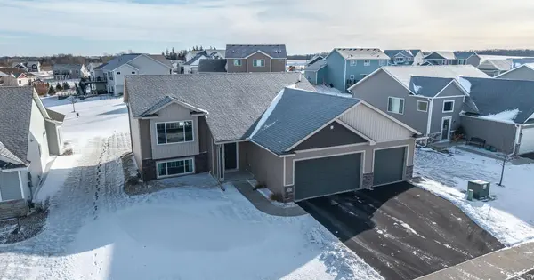 283 Tower AVE, Dundas, MN 55019