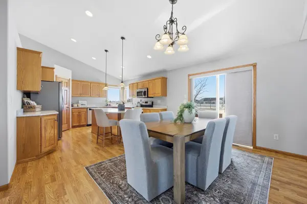 3662 N Sedona CT, West Fargo, ND 58078