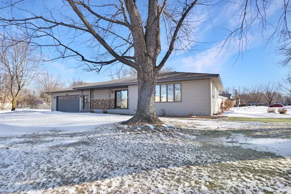 2530 Clearwater RD, Saint Cloud, MN 56301