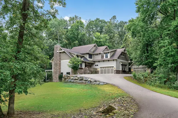 1360 Birch Park CIR, Houlton, WI 54082