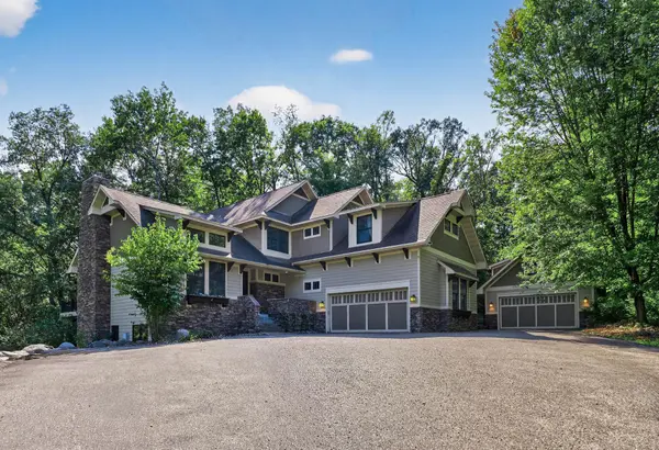 1360 Birch Park CIR,  Houlton,  WI 54082