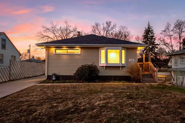 1186 Hewitt AVE, Saint Paul, MN 55104