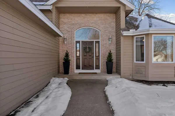 1333 Vixen LN, Delano, MN 55328