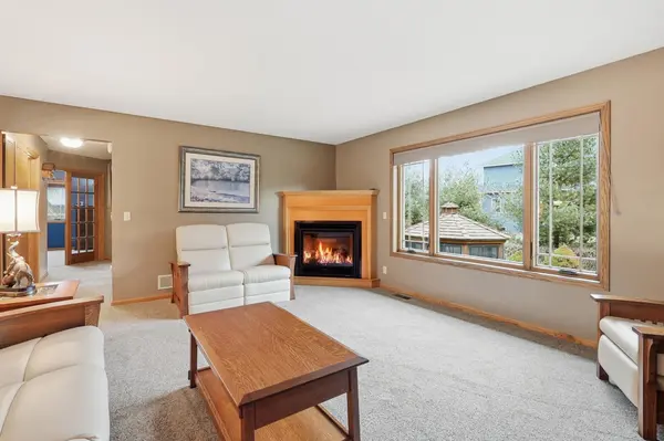 2938 Valento LN, Little Canada, MN 55117