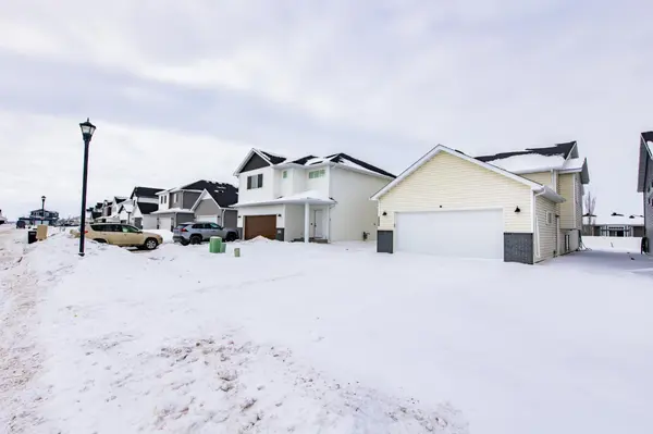 1234 27 AVE W, West Fargo, ND 58078