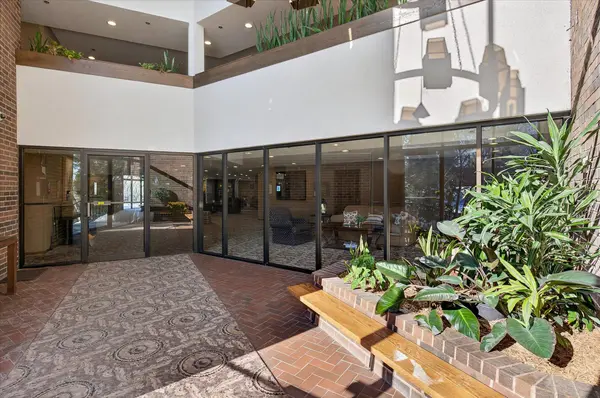 8400 Pennsylvania RD #227, Bloomington, MN 55438
