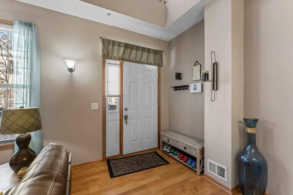 1245 Terrace AVE #412, Maplewood, MN 55109