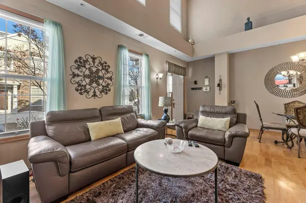 1245 Terrace AVE #412, Maplewood, MN 55109