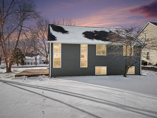 8489 Bryce CT, Inver Grove Heights, MN 55076