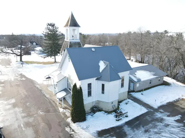 N6313 N Prescott, Arkansaw, WI 54721