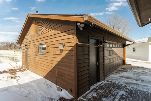 315 3rd PL NE, Byron, MN 55920