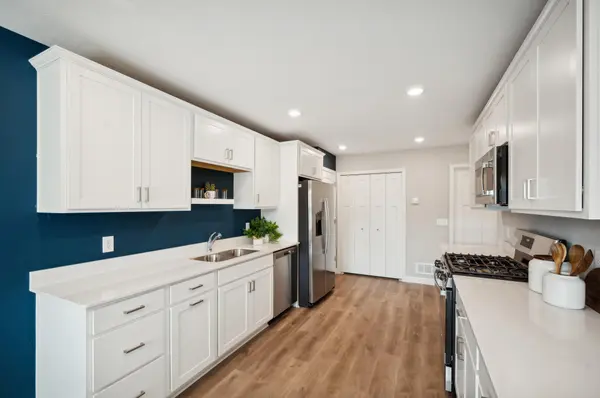 8863 Riverstone AVE NE, Monticello, MN 55362