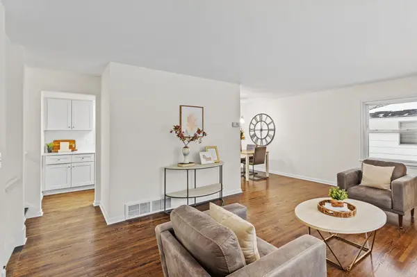 7012 Regent AVE N, Brooklyn Center, MN 55429