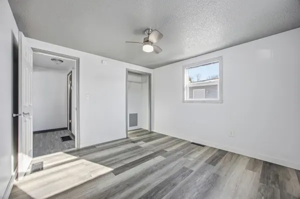 1802 10th AVE N, Moorhead, MN 56560