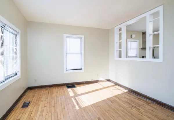 593 Front AVE, Saint Paul, MN 55117