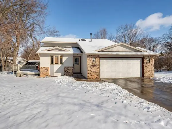 11641 55th ST NE, Albertville, MN 55301