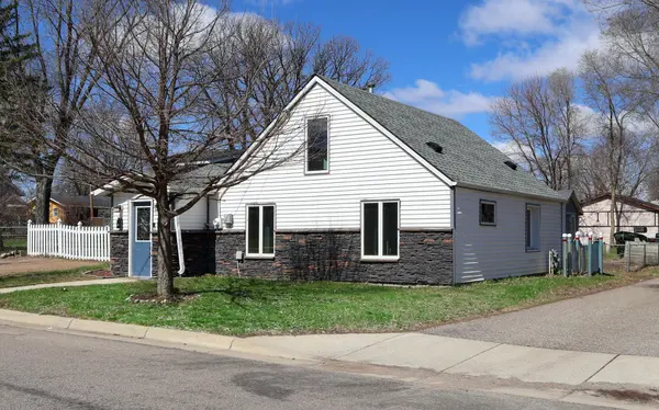 511 3rd ST NE, Saint Cloud, MN 56304