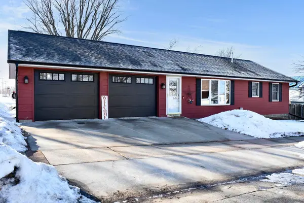14 1st AVE NE, Altura, MN 55910