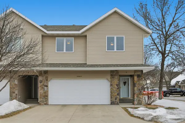 3250 40 AVE S #F, Fargo, ND 58104