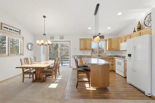 602 Summerfield CIR, Hudson, WI 54016