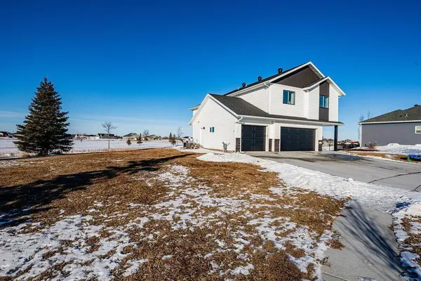 102 Lindsey CT, Mapleton, ND 58059