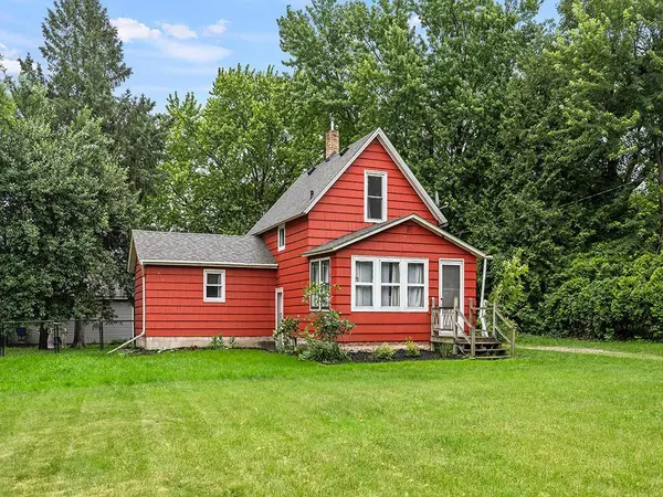 520 Old Main ST N, Cambridge, MN 55008