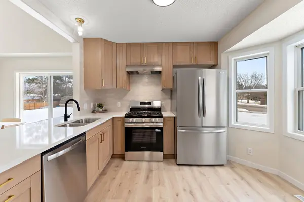 2524 131st AVE NW, Coon Rapids, MN 55448