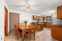 1658 Helena RD N, Oakdale, MN 55128