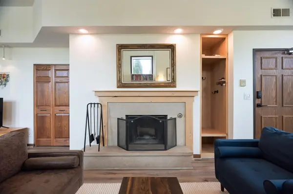 162 College AVE W #3, Saint Paul, MN 55102