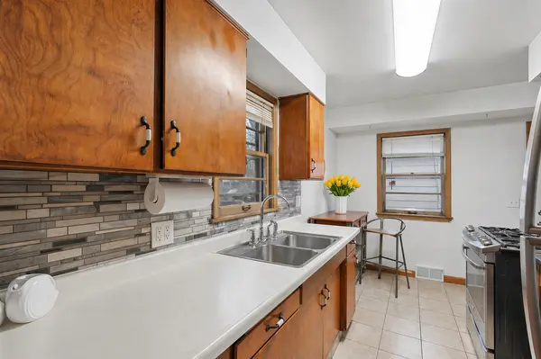 1814 Montana AVE E, Saint Paul, MN 55119