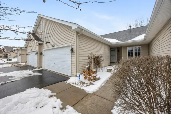 17498 Deerfield DR SE, Prior Lake, MN 55372