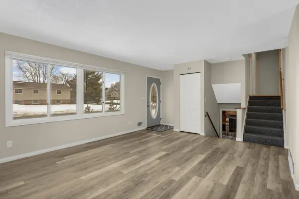 3958 Riverton AVE, Eagan, MN 55122