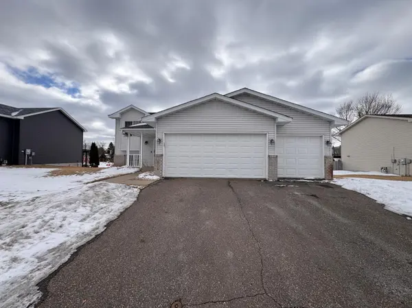 10115 Park Place DR, Monticello, MN 55362