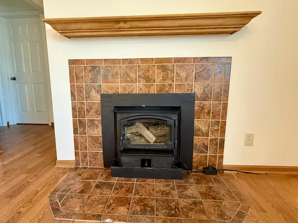 109 N 6th AVE, Albert Lea, MN 56007