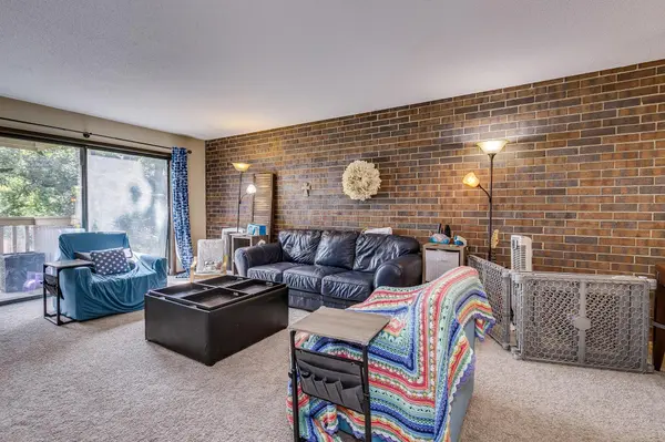 9400 Old Cedar AVE S #119, Bloomington, MN 55425