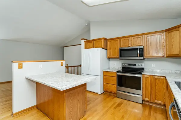 902 Berg BLVD SE, Stewartville, MN 55976