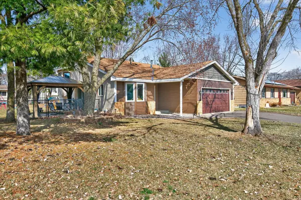 1325 Roosevelt ST, Anoka, MN 55303