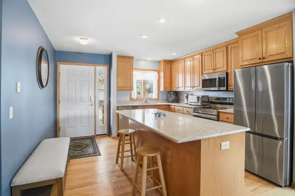 1138 Highpoint CT #33B, New Richmond, WI 54017