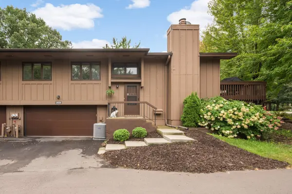 2628 Sumac CT, White Bear Lake, MN 55110