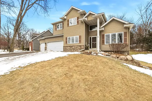 13546 Flint LN, Apple Valley, MN 55124