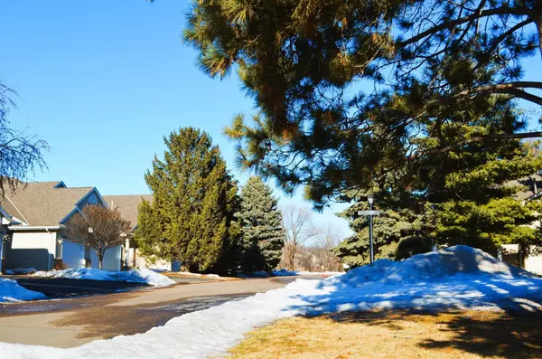 13116 Vintage ST NW, Coon Rapids, MN 55448