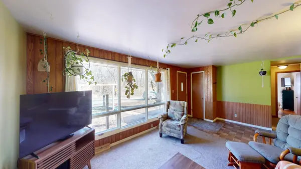 1606 Frank Hall DR, Albert Lea, MN 56007