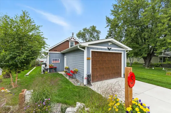 7177 Newcomb AVE NW, Annandale, MN 55302