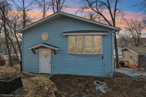 29990 Norelius DR, Lindstrom, MN 55045