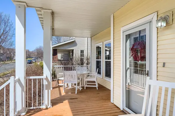 2755 Faulkner DR, Chaska, MN 55318
